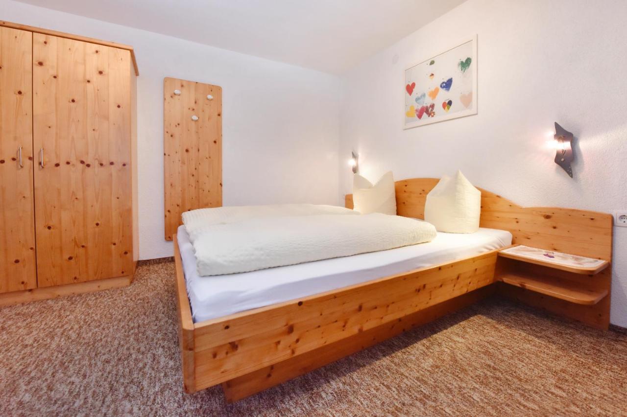 Pension Piz Buin Partenen Exterior photo